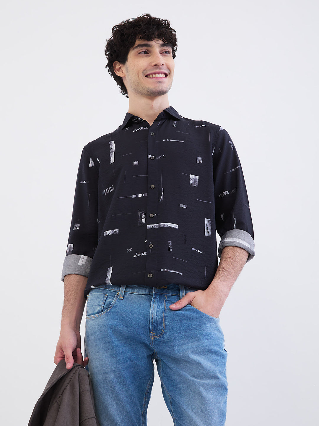 Spykar Black Slim Fit Casual Shirts For Men