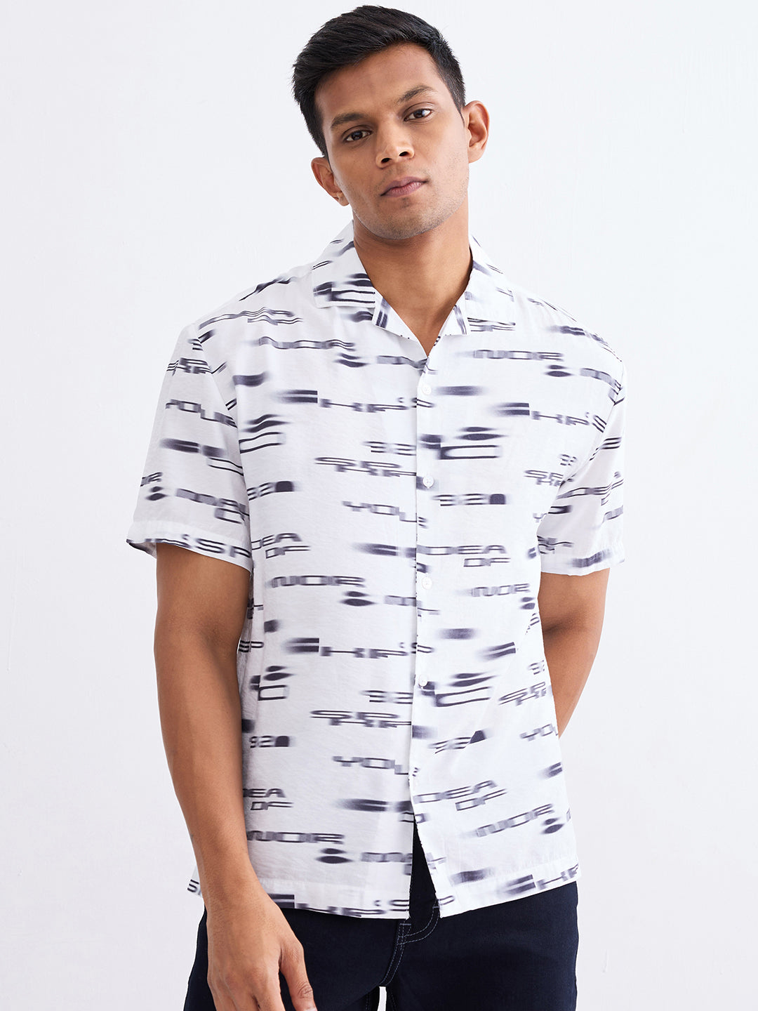 Spykar White Relaxed Fit Casual Shirts For Men