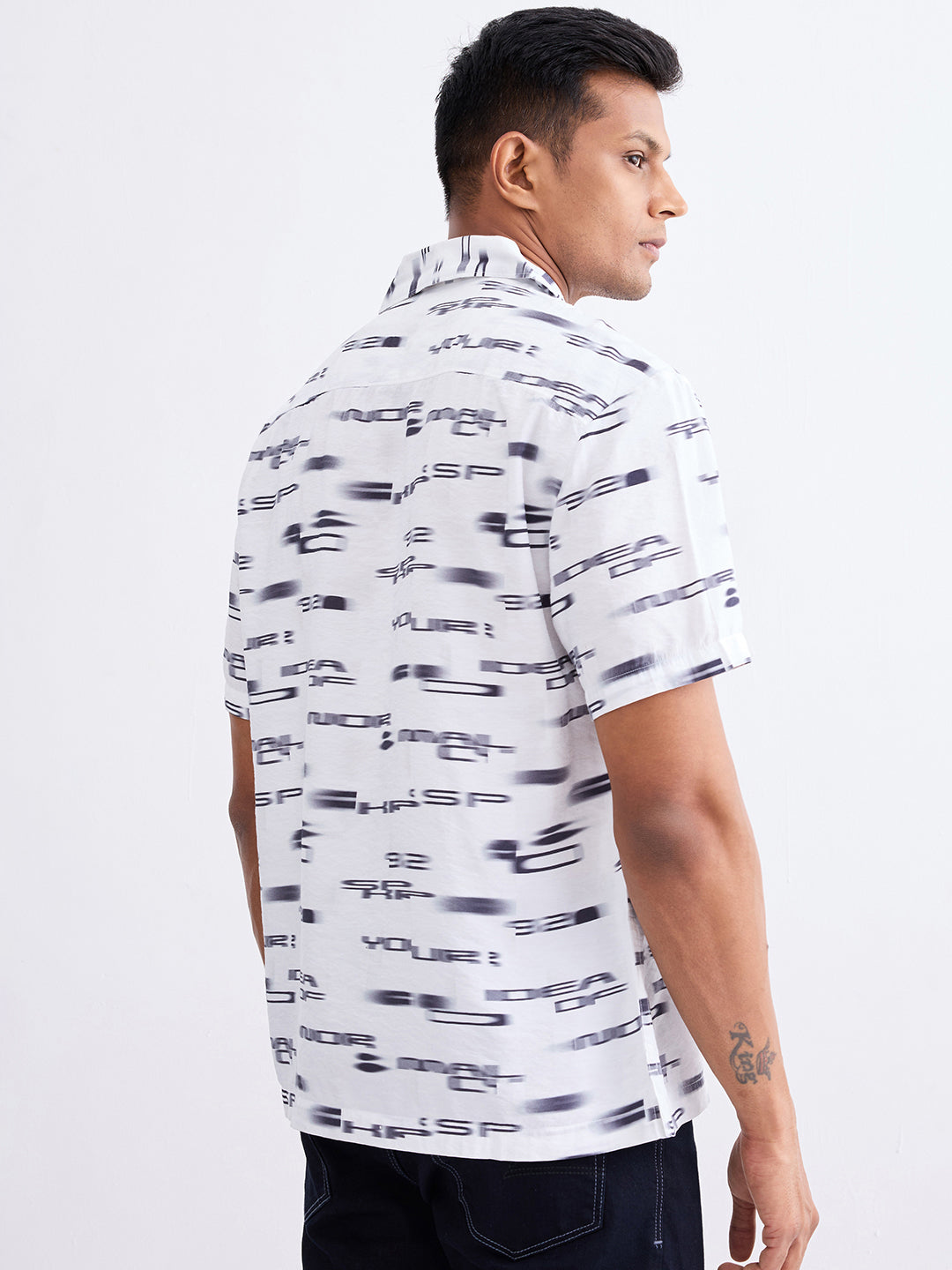 Spykar White Relaxed Fit Casual Shirts For Men