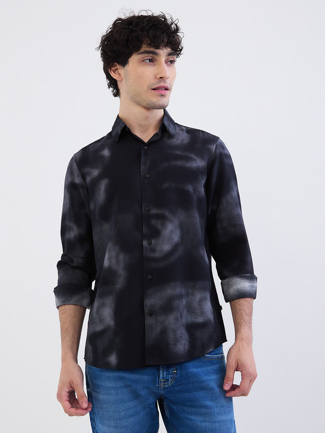 Spykar Black Slim Fit Casual Shirts For Men