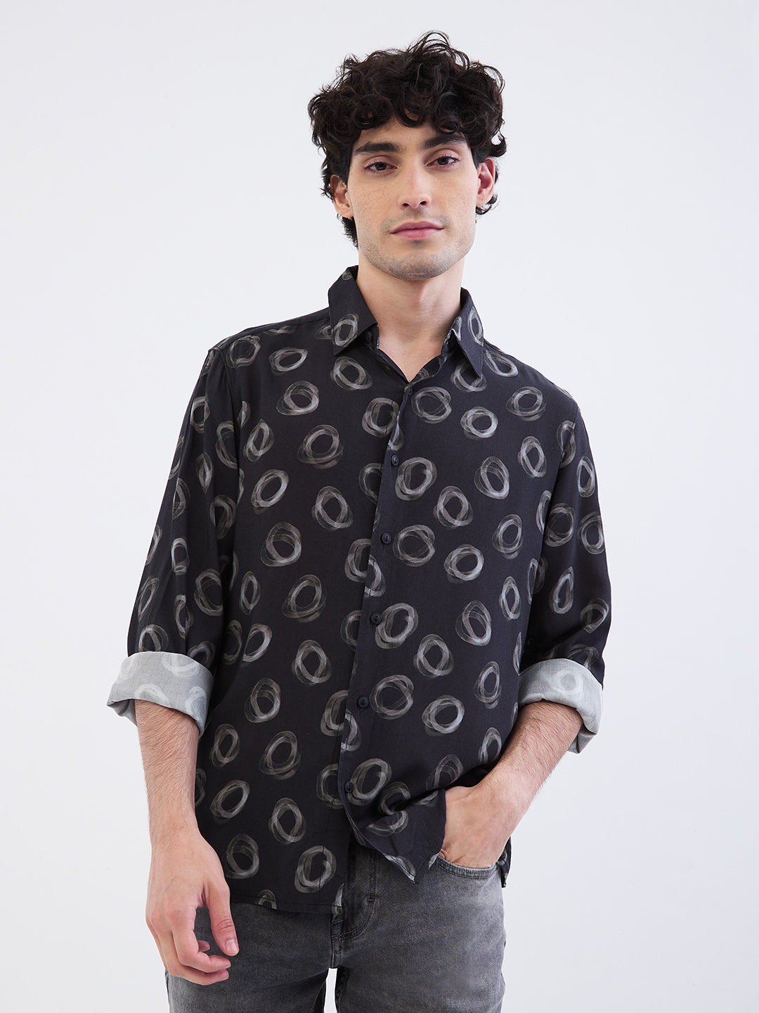 Spykar Black Slim Fit Casual Shirts For Men