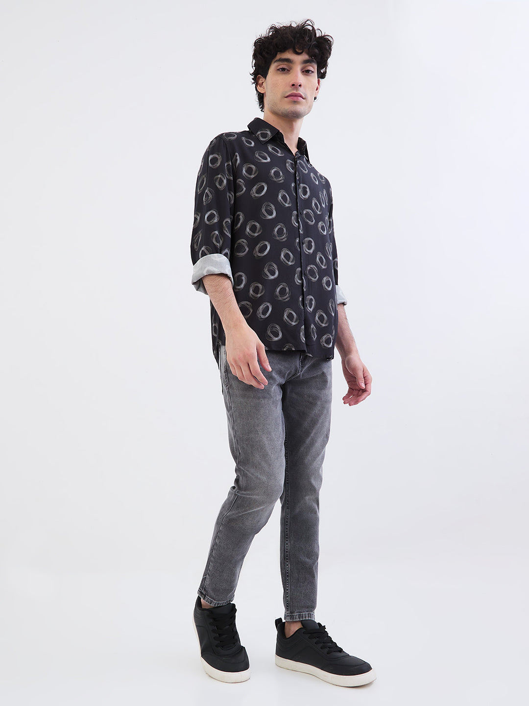 Spykar Black Slim Fit Casual Shirts For Men