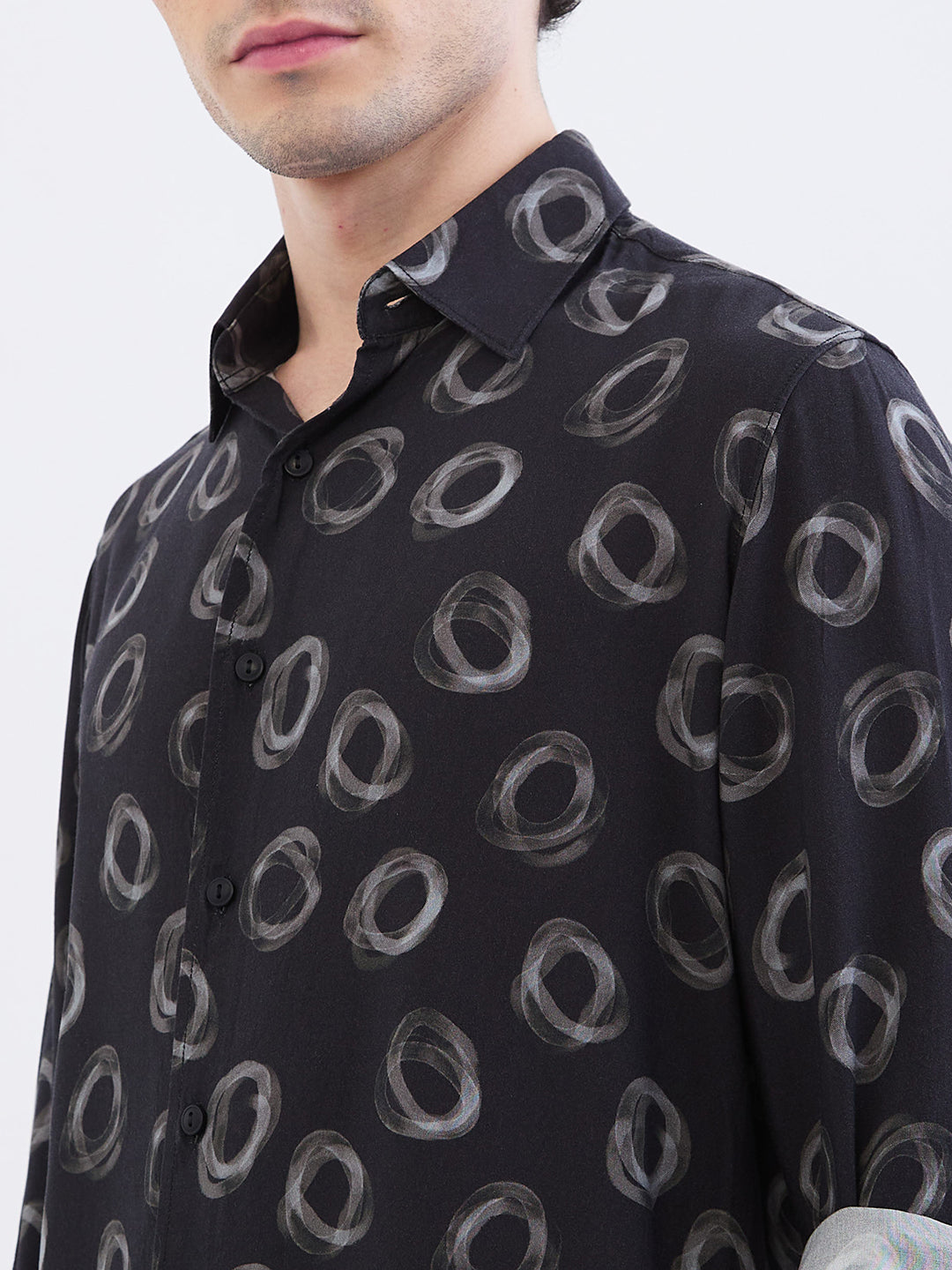 Spykar Black Slim Fit Casual Shirts For Men