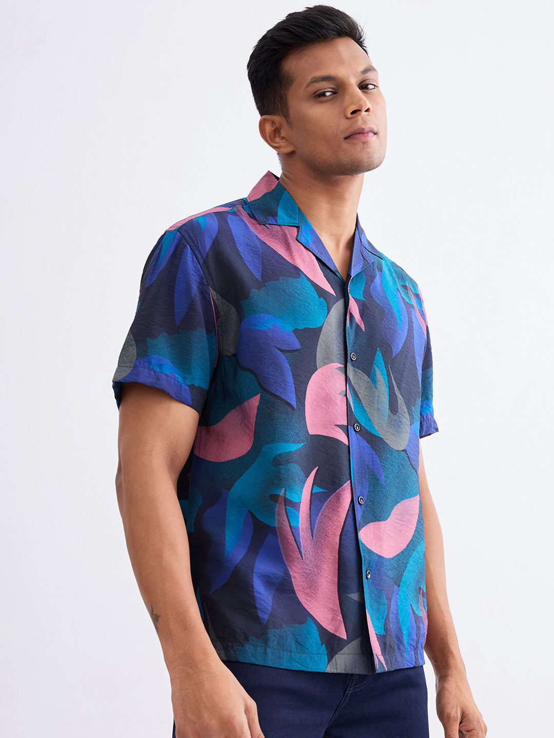 Spykar Charcoal Grey Relaxed Fit Casual Shirts For Men