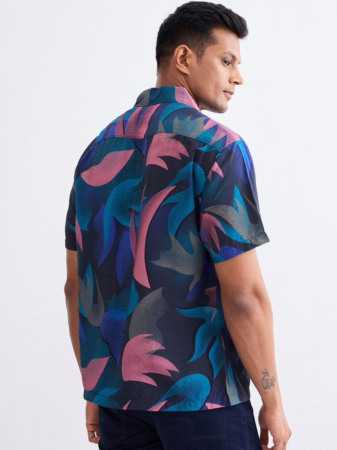 Spykar Charcoal Grey Relaxed Fit Casual Shirts For Men