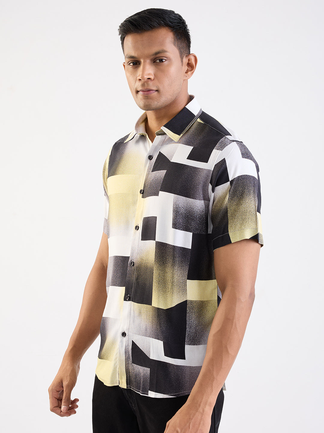 Spykar Amber Yellow Slim Fit Casual Shirts For Men