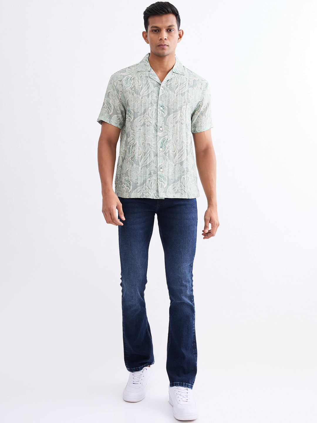 Spykar Granite Green Relaxed Fit Casual Shirts For Men