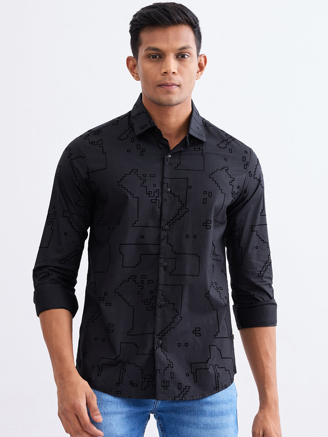 Spykar Black Slim Fit Casual Shirts For Men
