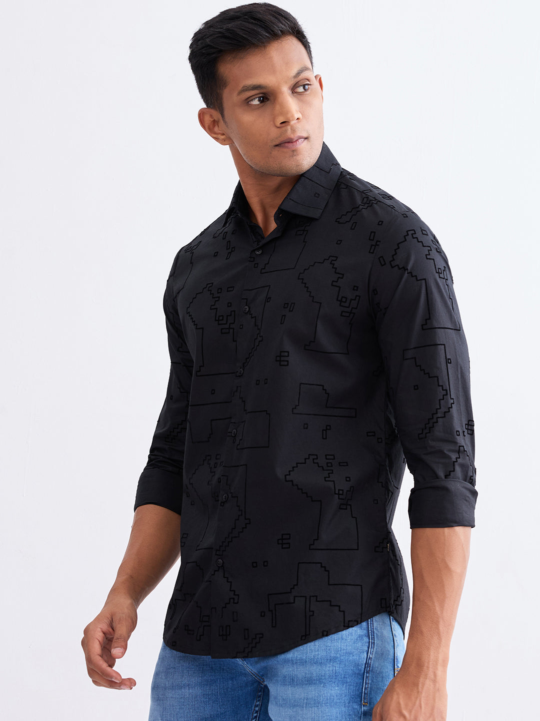 Spykar Black Slim Fit Casual Shirts For Men