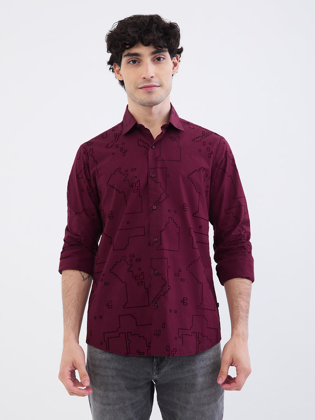 Spykar Wine Red Slim Fit Casual Shirts For Men