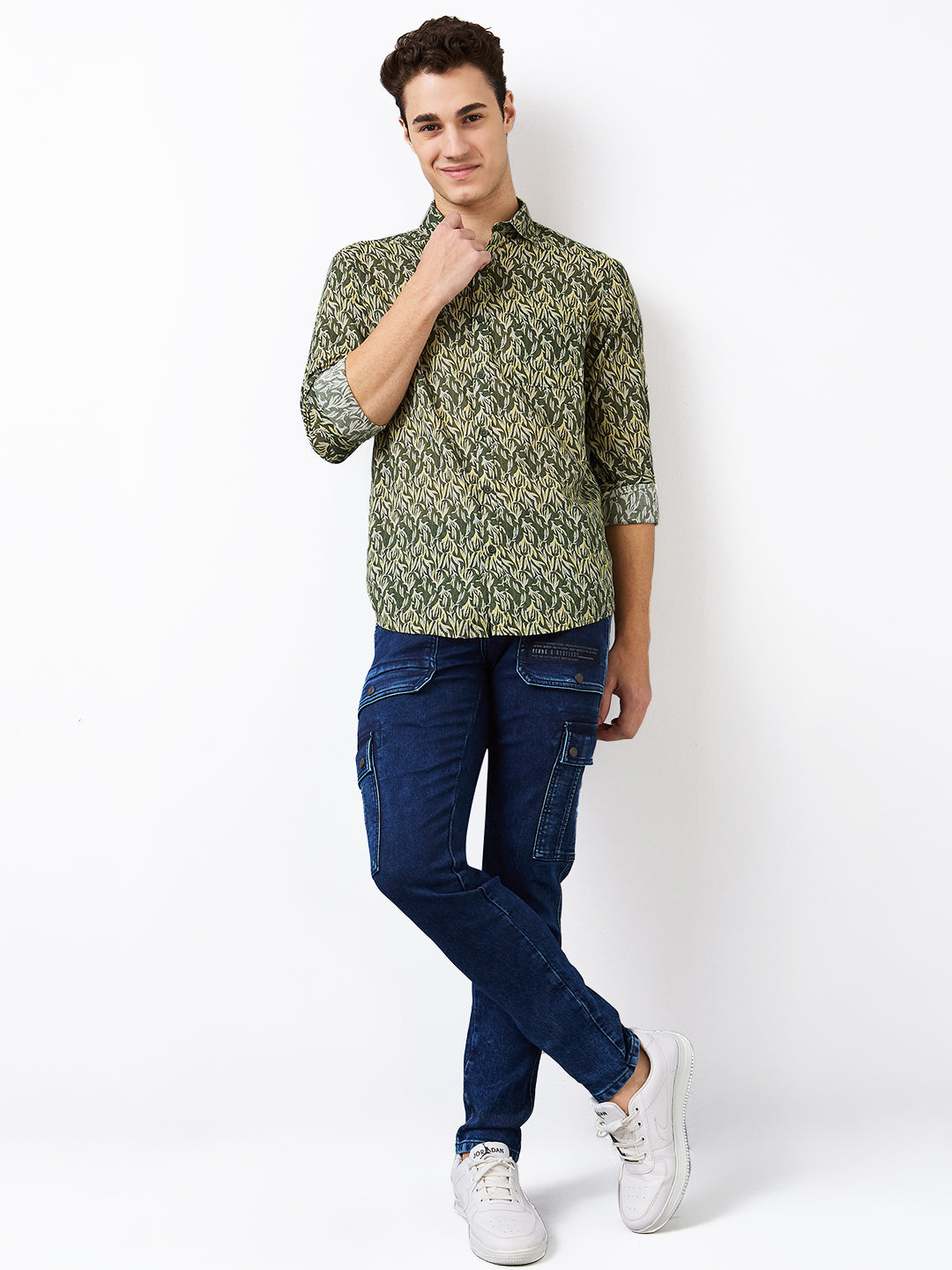 Men Shirt Print Green Slim Fit