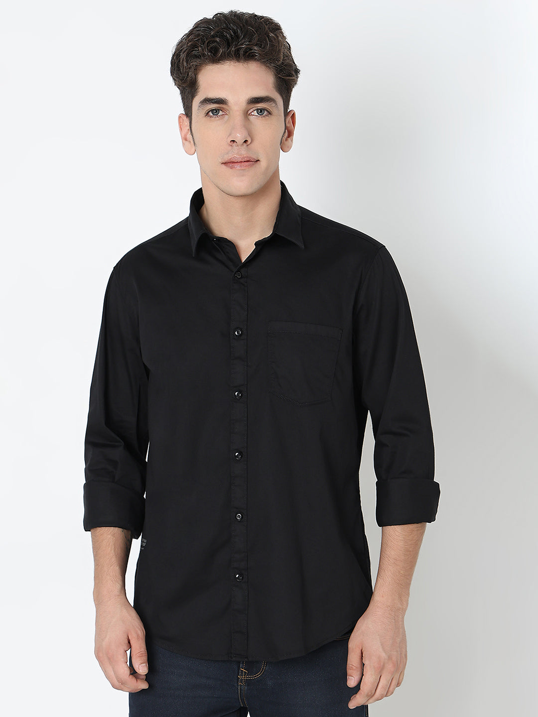 Spykar Black Slim Fit Full Sleeves Cotton Solid Shirt For Men