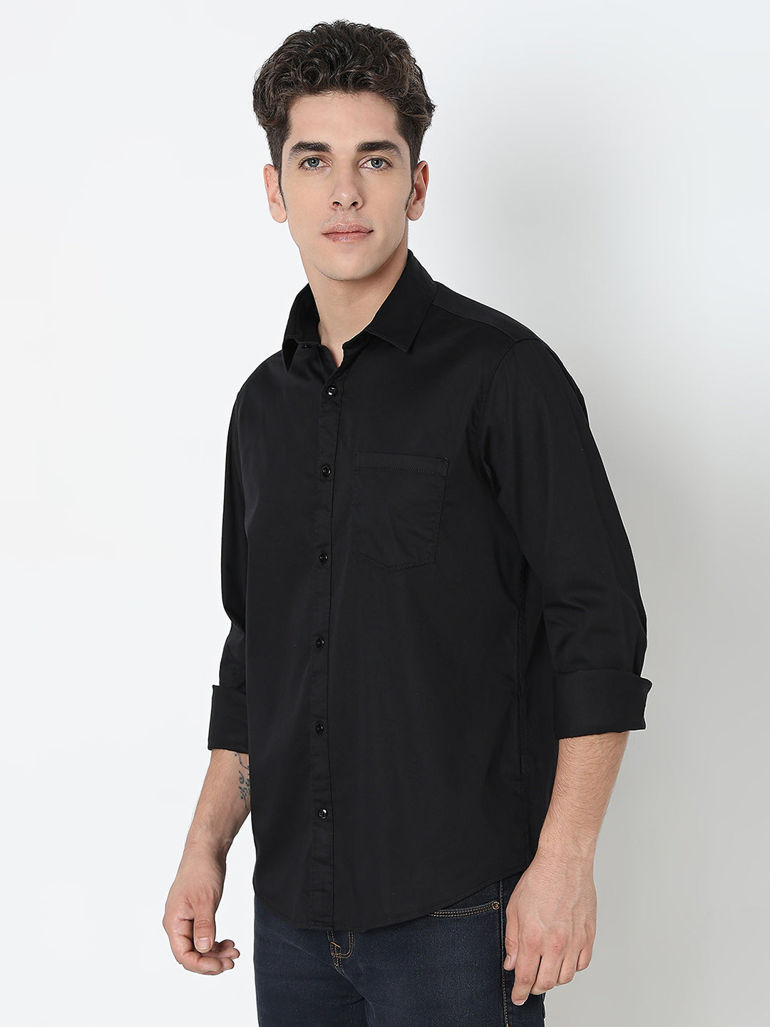 Spykar Black Slim Fit Full Sleeves Cotton Solid Shirt For Men