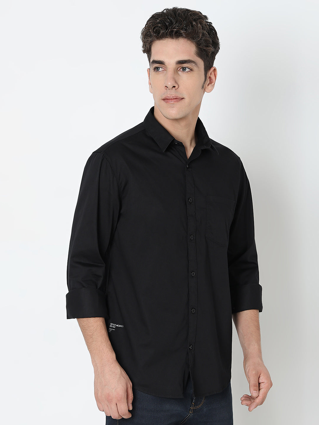 Spykar Black Slim Fit Full Sleeves Cotton Solid Shirt For Men