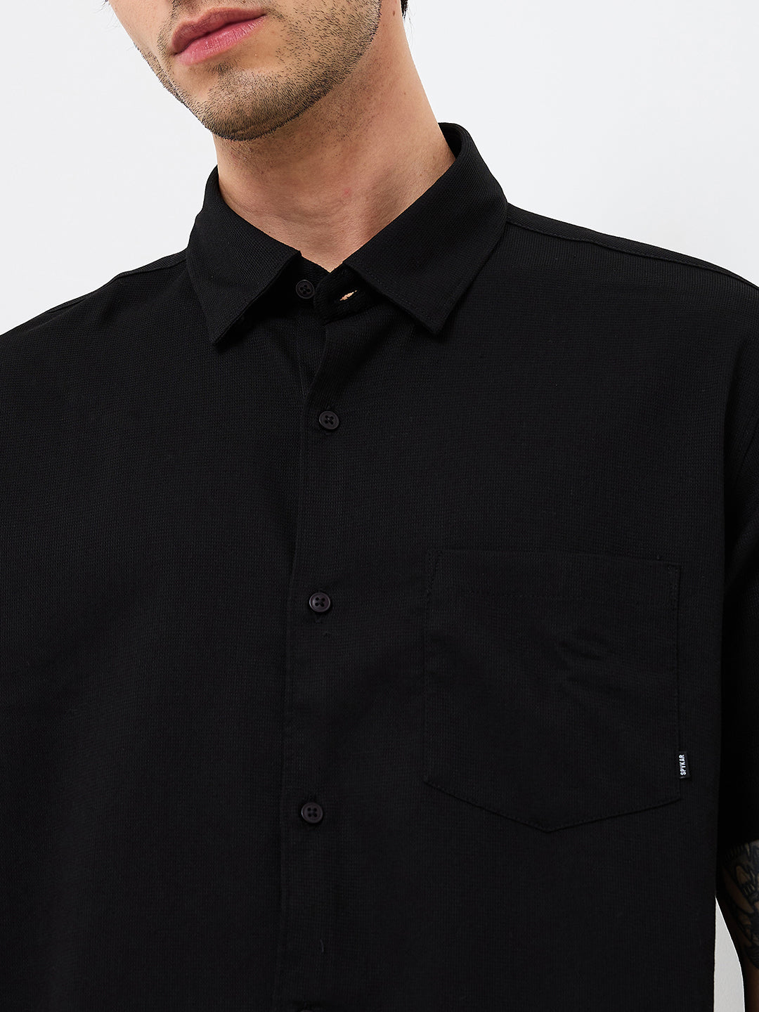 Spykar Black Slim Fit Solid Half Sleeve Shirt For Men