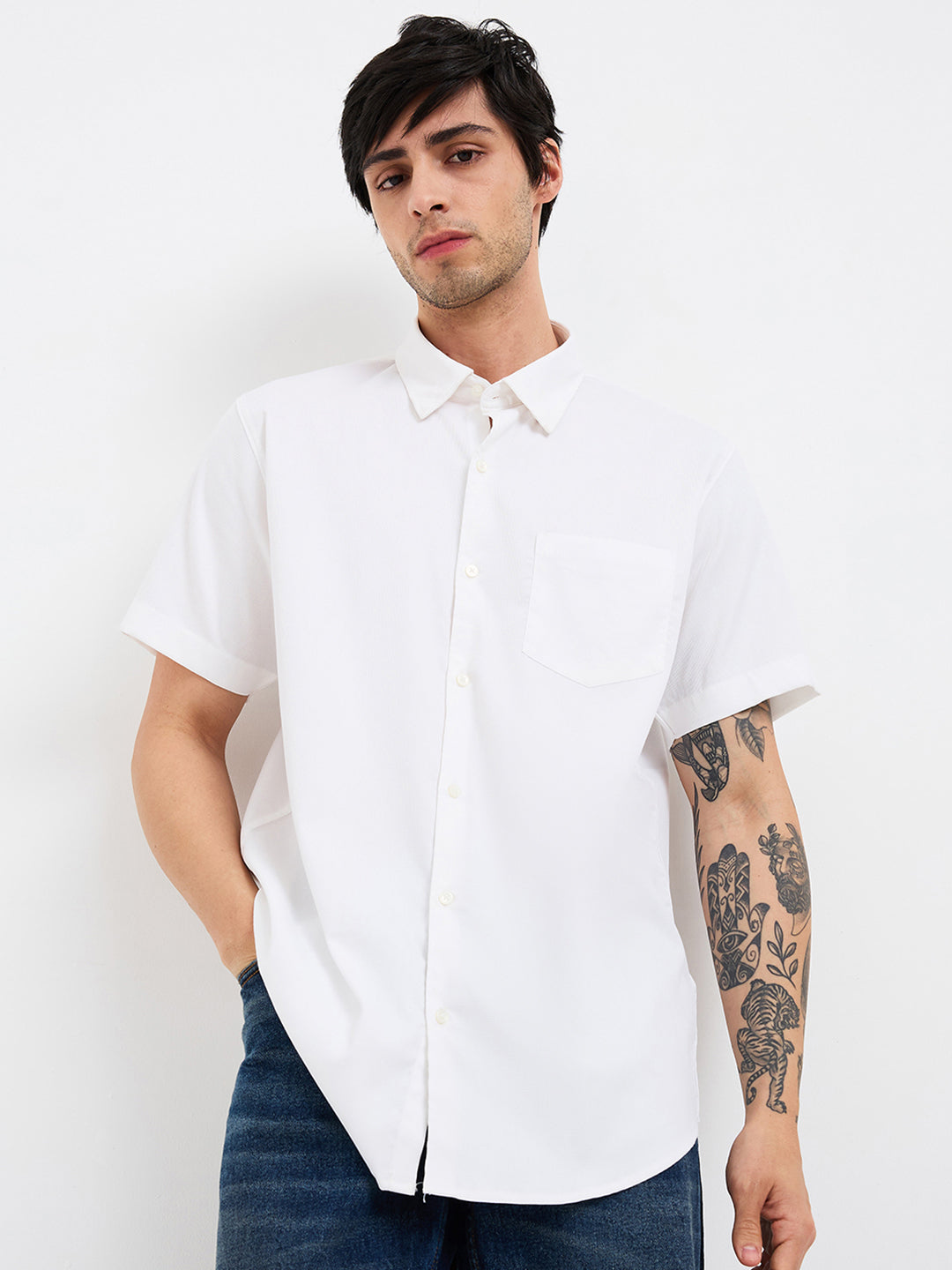 Spykar White Slim Fit Solid Half Sleeve Shirt For Men