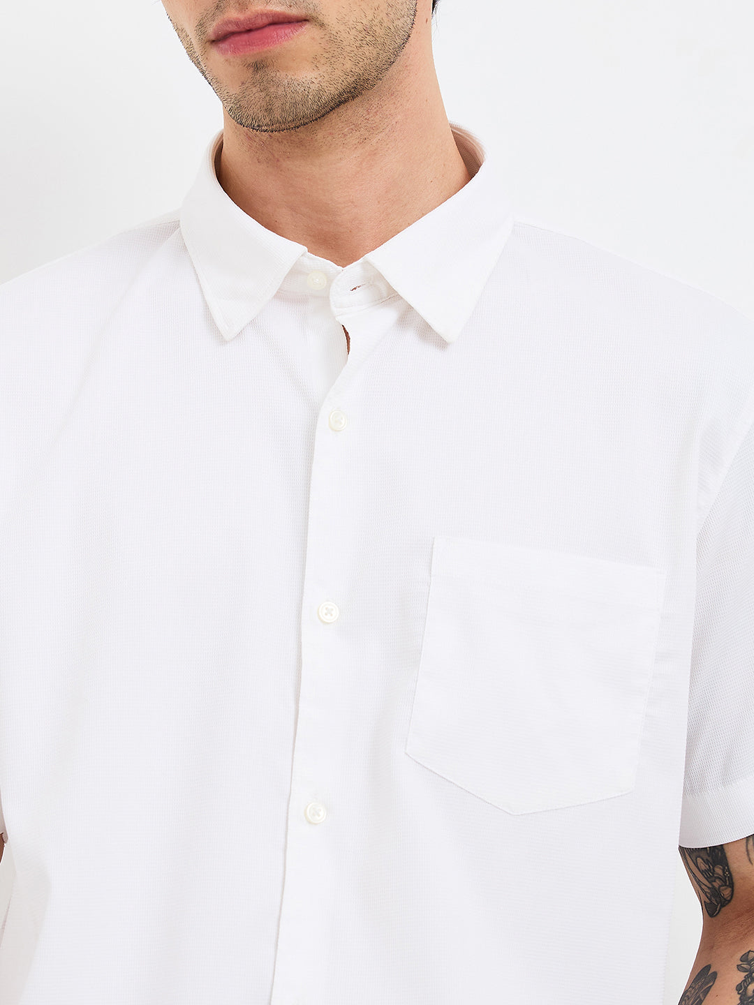 Spykar White Slim Fit Solid Half Sleeve Shirt For Men