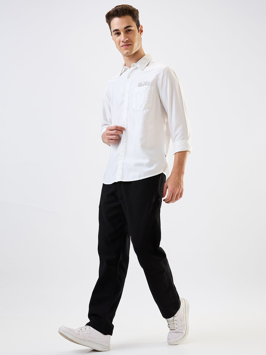 Spykar White Slim Fit Solid Full Sleeve Shirt For Men