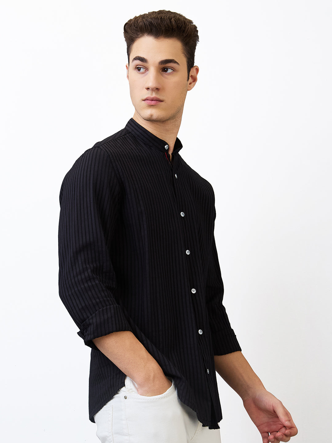 Spykar Black Slim Fit Solid Full Sleeve Shirt For Men