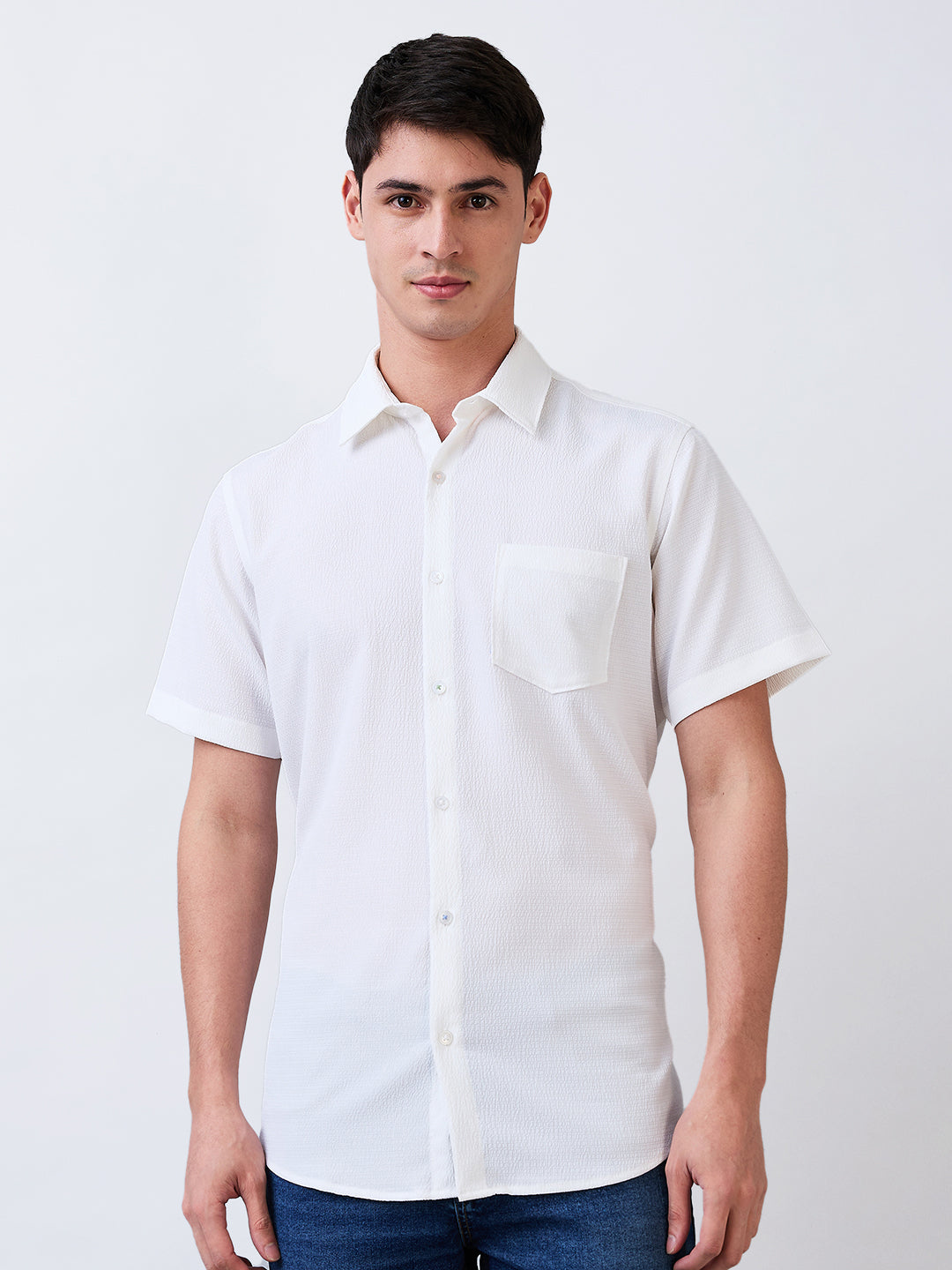 Spykar White Slim Fit Solid Half Sleeve Shirt For Men