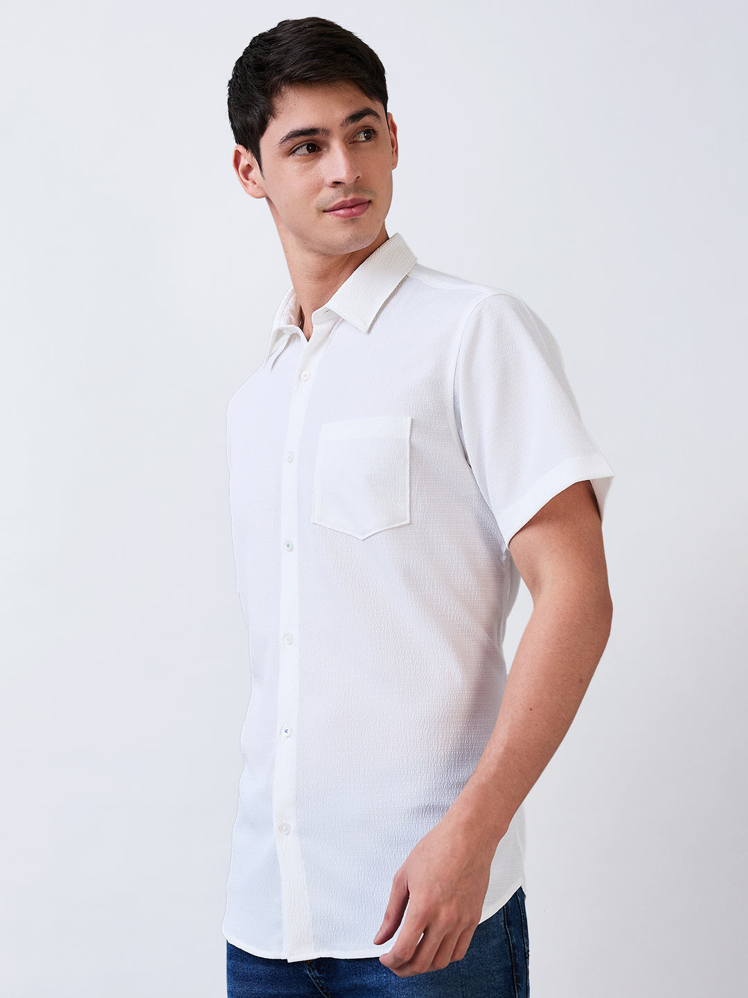 Spykar White Slim Fit Solid Half Sleeve Shirt For Men