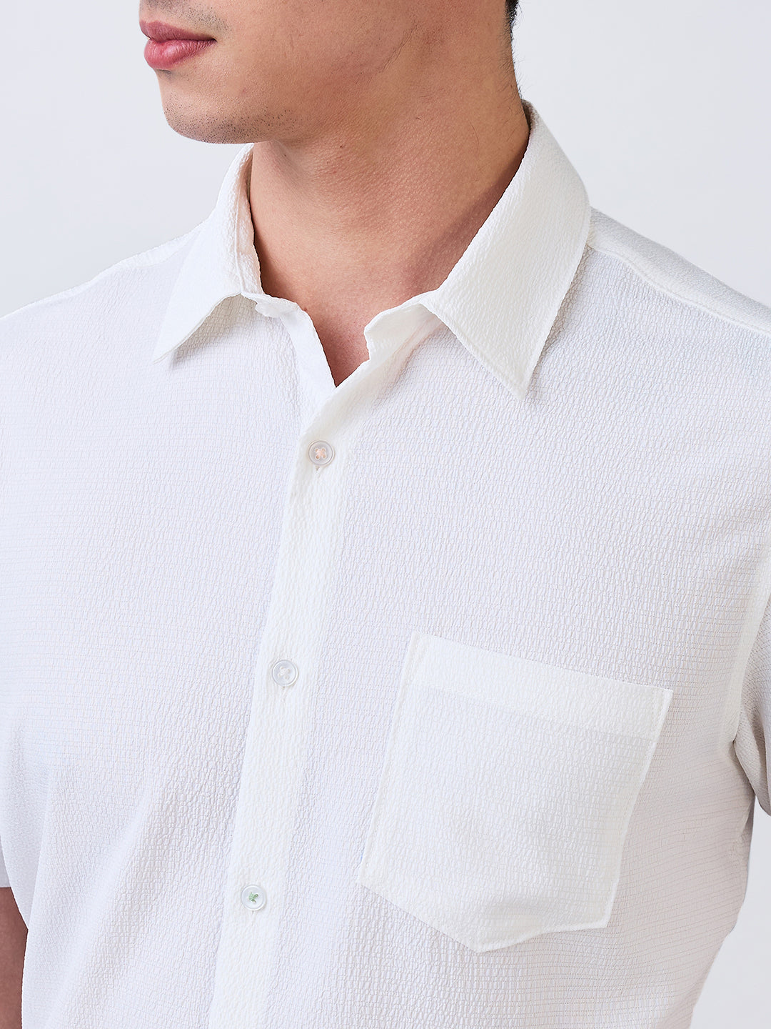 Spykar White Slim Fit Solid Half Sleeve Shirt For Men