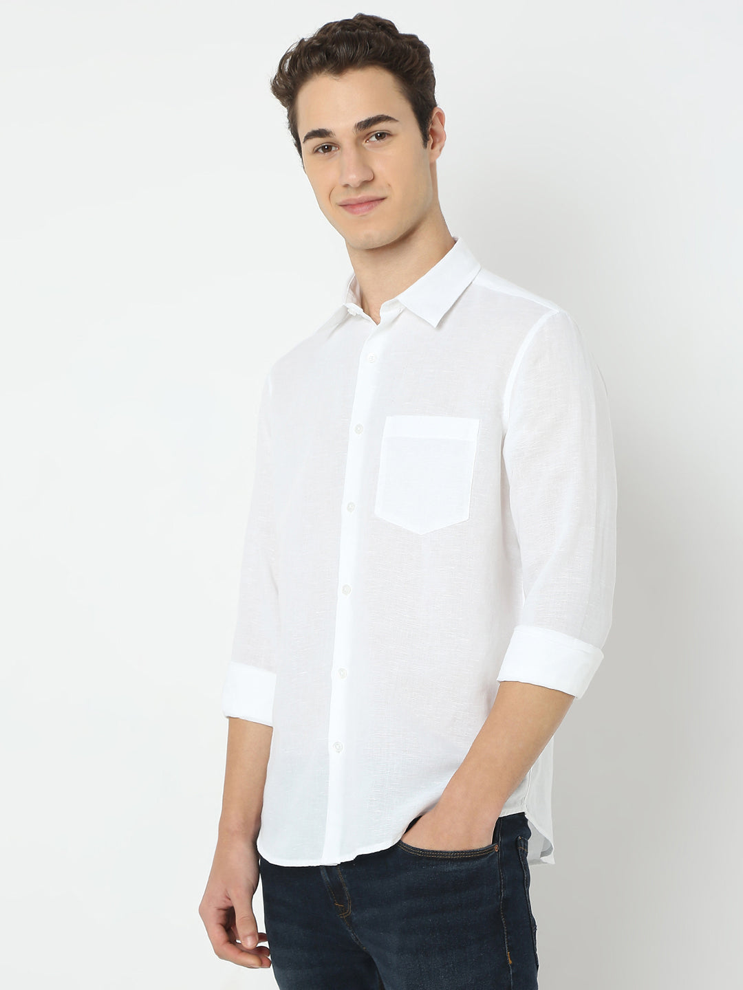 Spykar White Slim Fit Solid Full Sleeve Shirt For Men