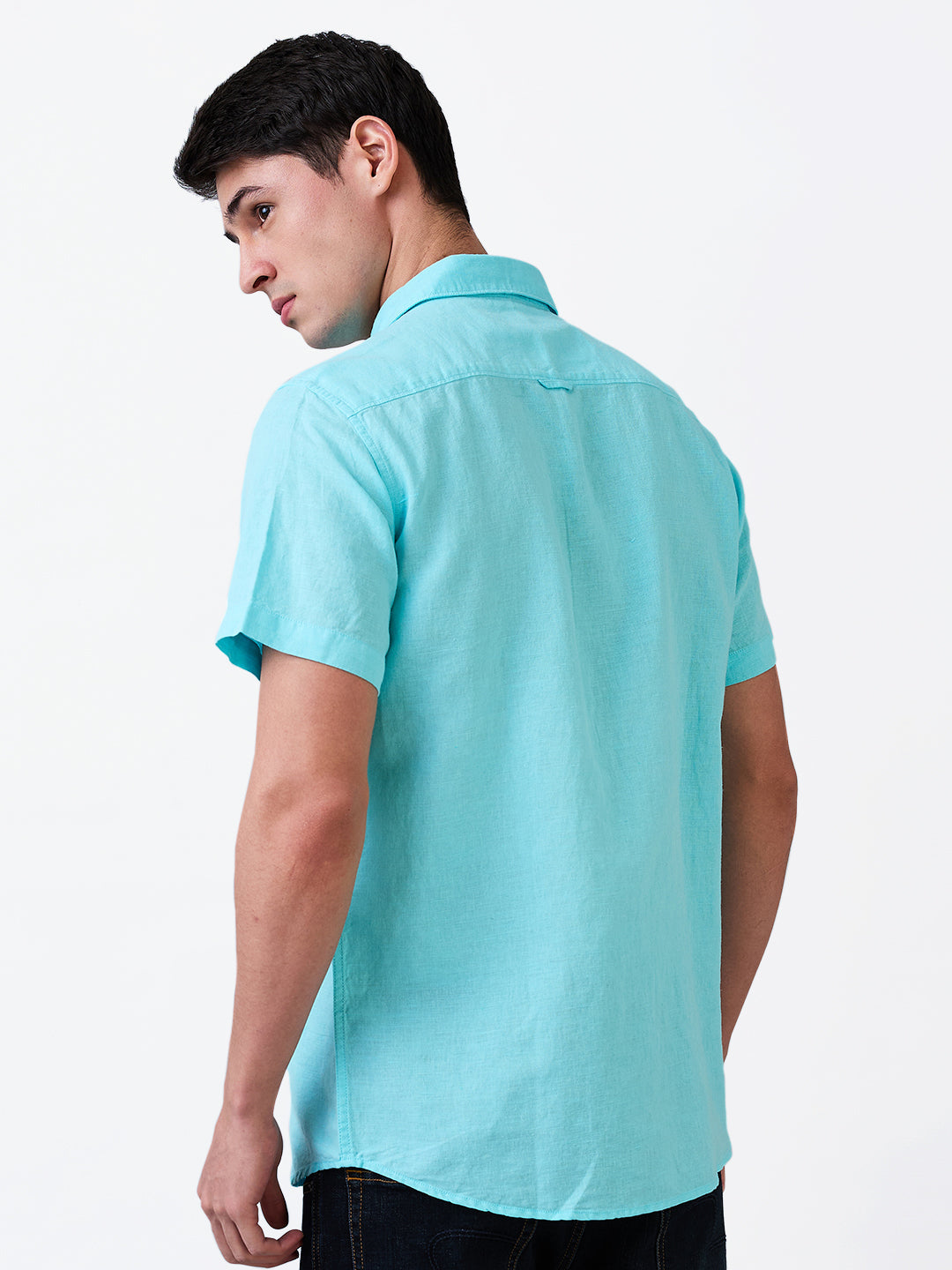 Men Blue Slim Fit Solid Half Sleeve Shirt