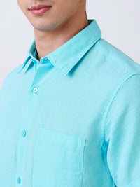 Men Blue Slim Fit Solid Half Sleeve Shirt