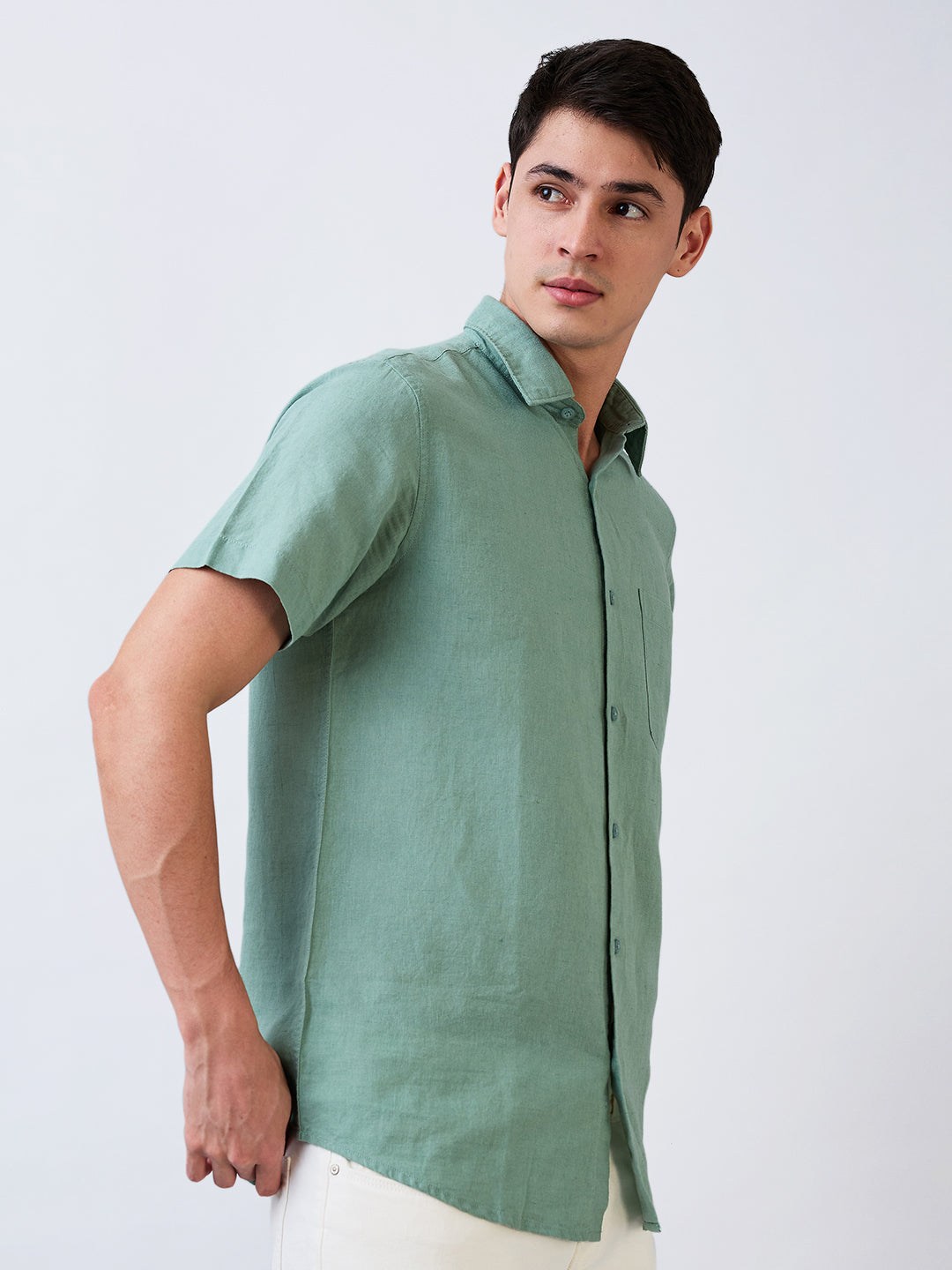 Spykar Green Slim Fit Solid Half Sleeve Shirt For Men