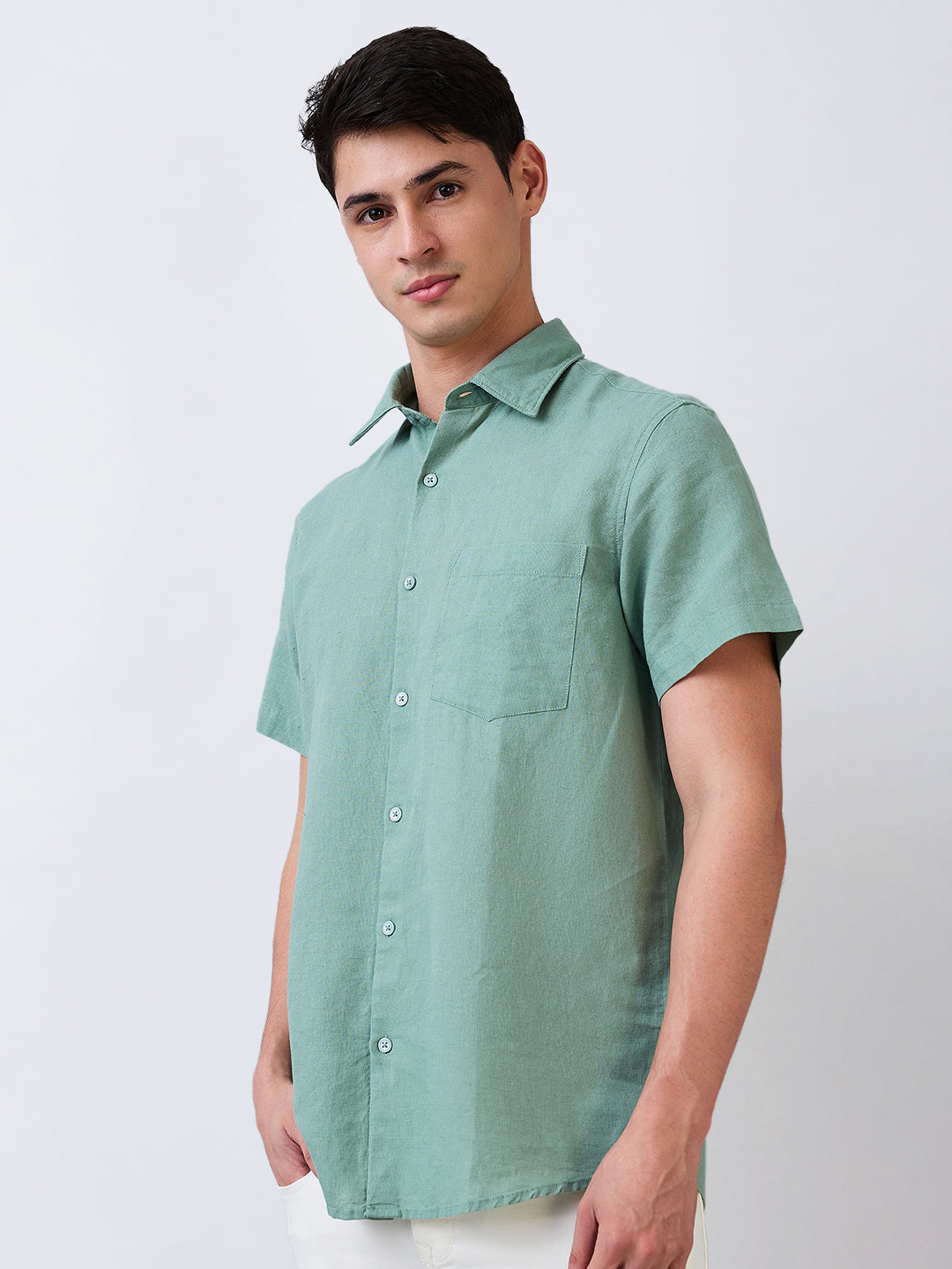 Spykar Green Slim Fit Solid Half Sleeve Shirt For Men