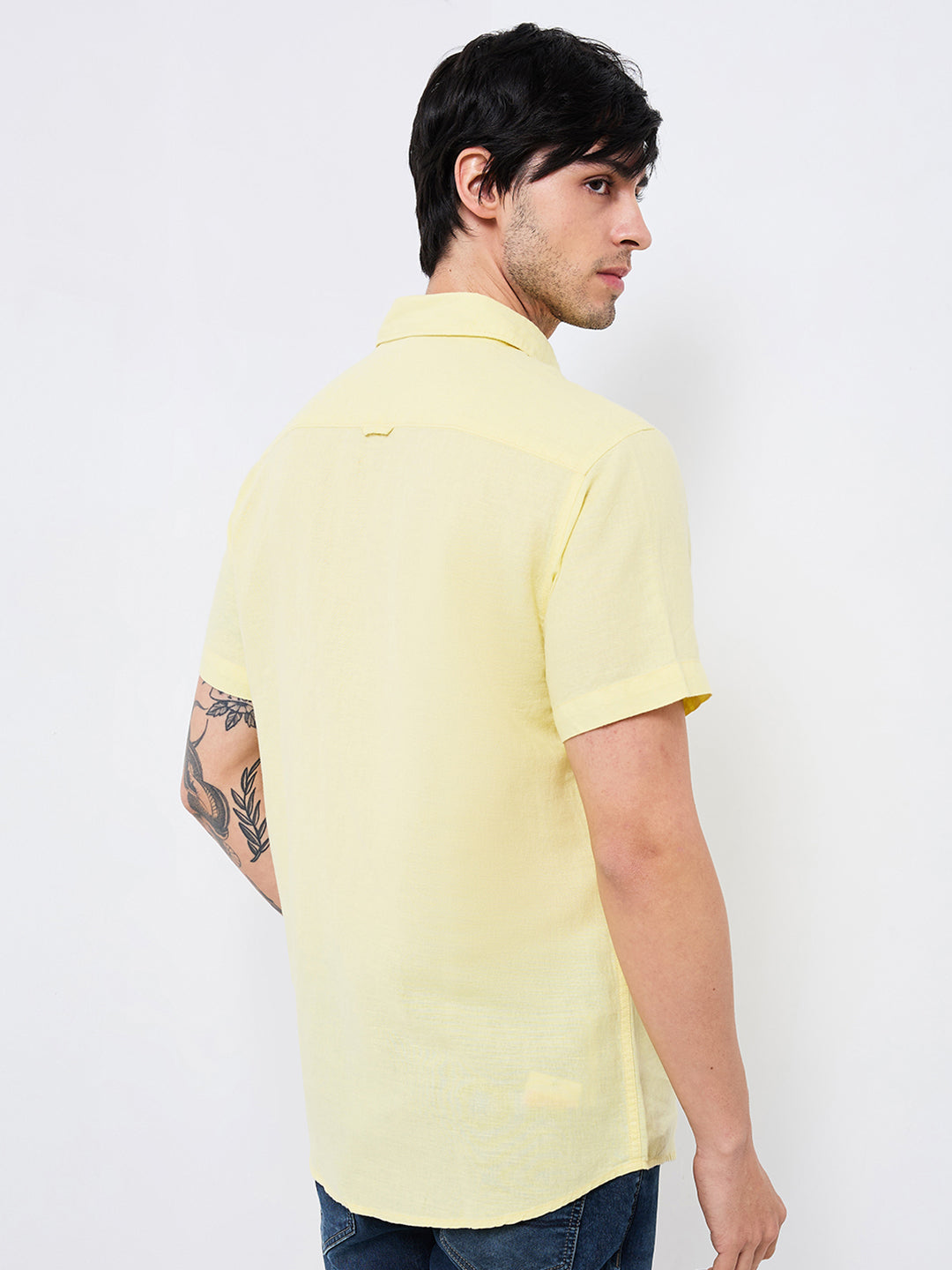 Spykar Yellow Slim Fit Solid Half Sleeve Shirt For Men