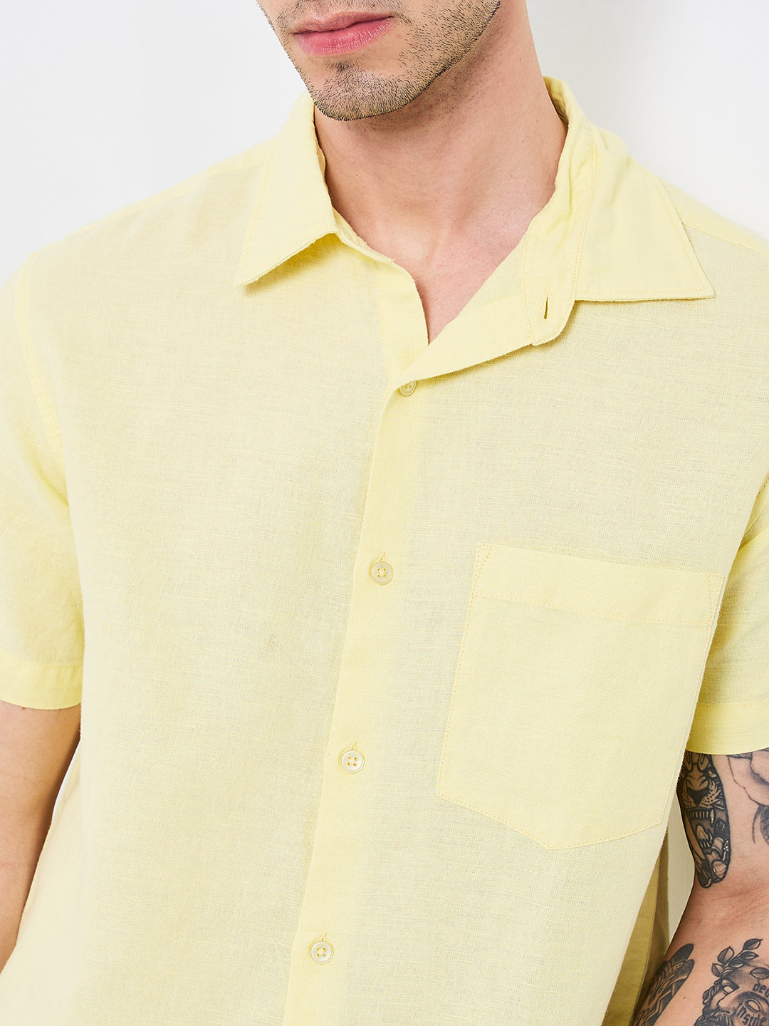 Spykar Yellow Slim Fit Solid Half Sleeve Shirt For Men