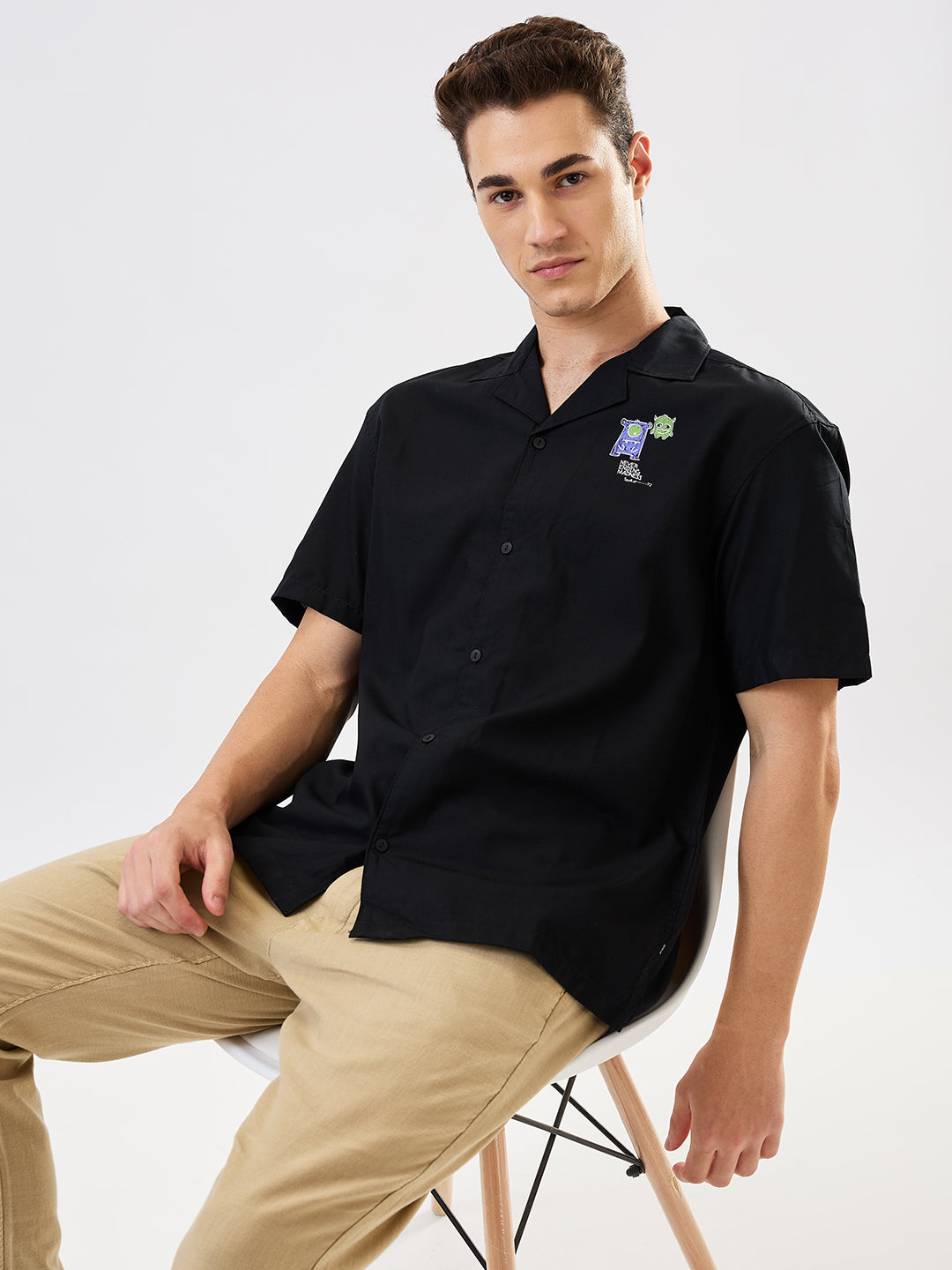 Spykar Black Relaxed Fit Solid Half Sleeve Shirt For Men