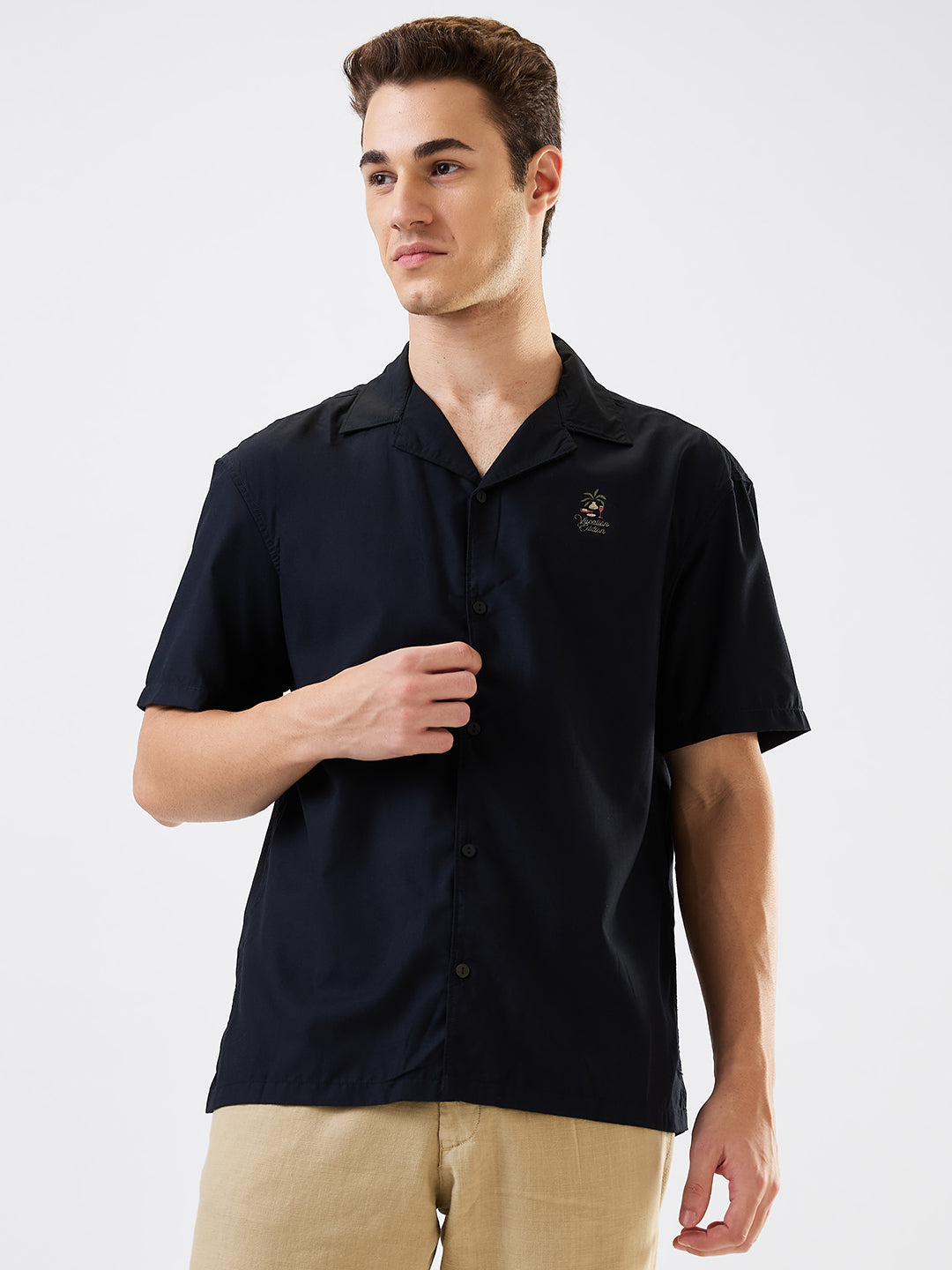 Spykar Black Relaxed Fit Solid Half Sleeve Shirt For Men