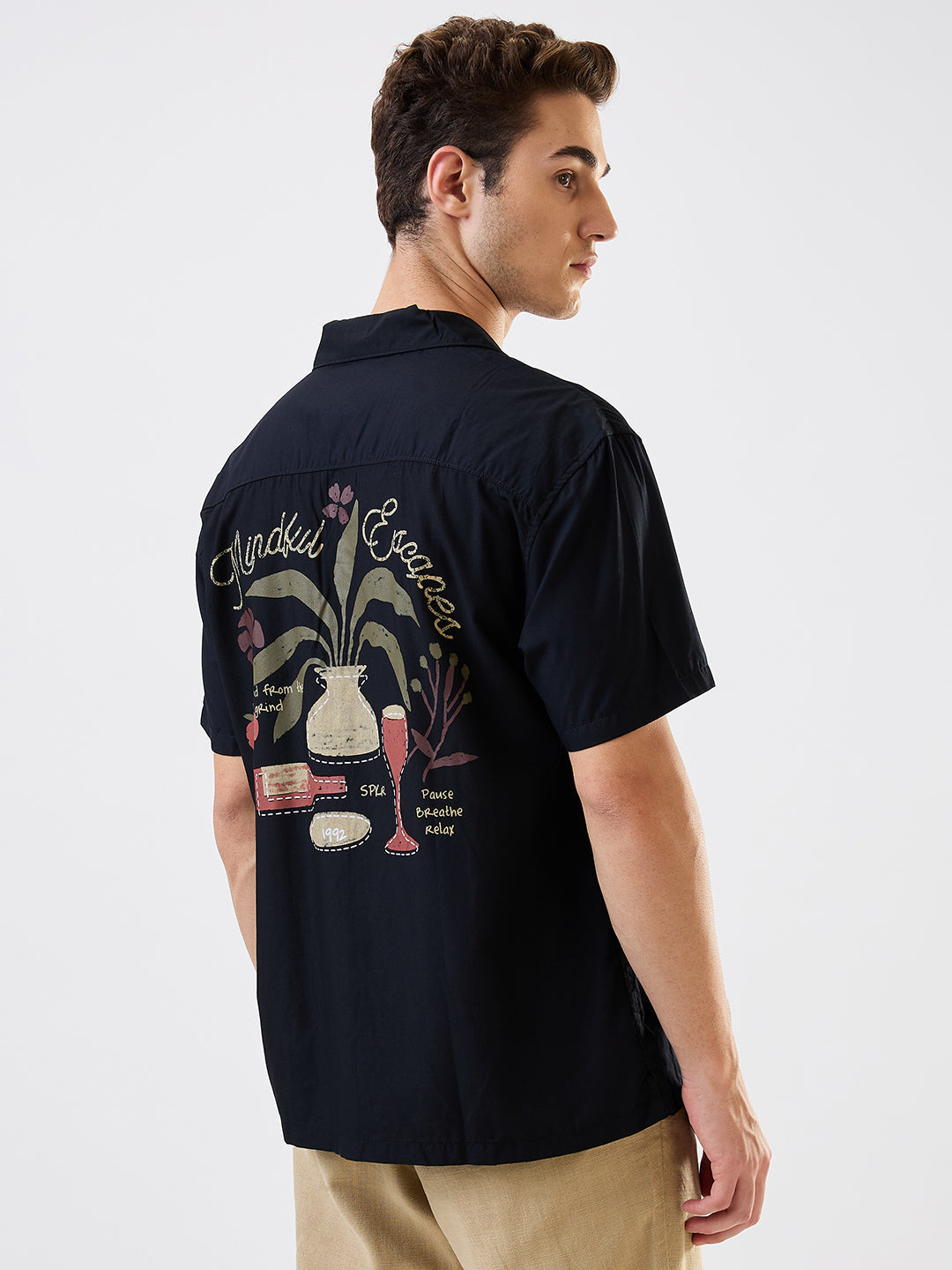 Spykar Black Relaxed Fit Solid Half Sleeve Shirt For Men