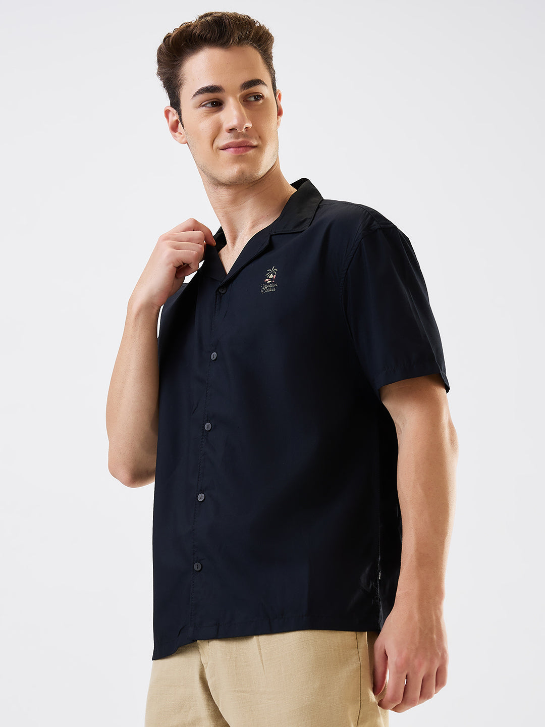 Spykar Black Relaxed Fit Solid Half Sleeve Shirt For Men