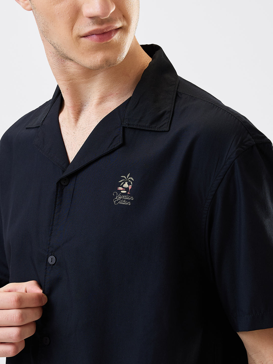 Spykar Black Relaxed Fit Solid Half Sleeve Shirt For Men