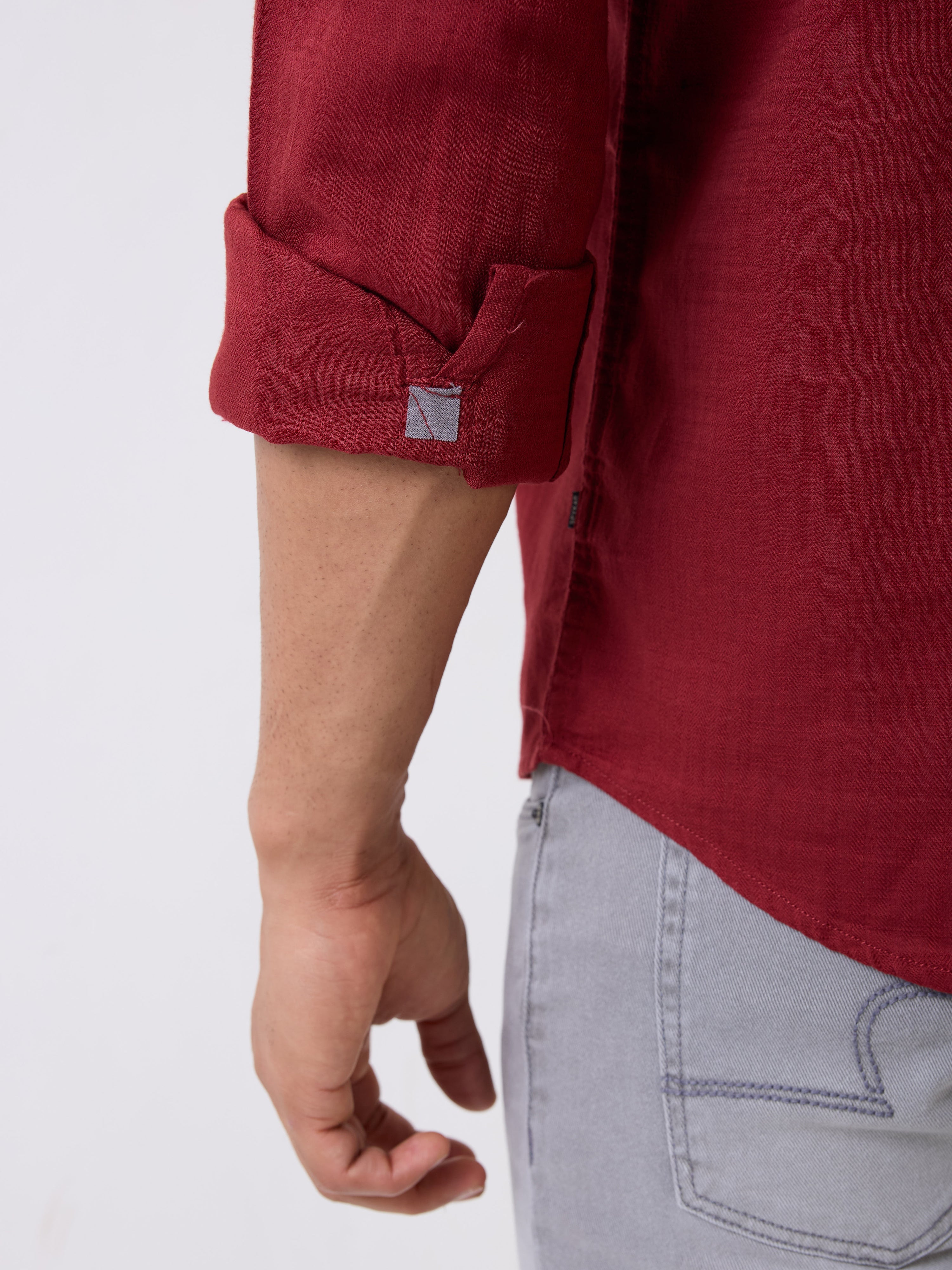 Spykar Red Slim Fit Casual Shirt For Men