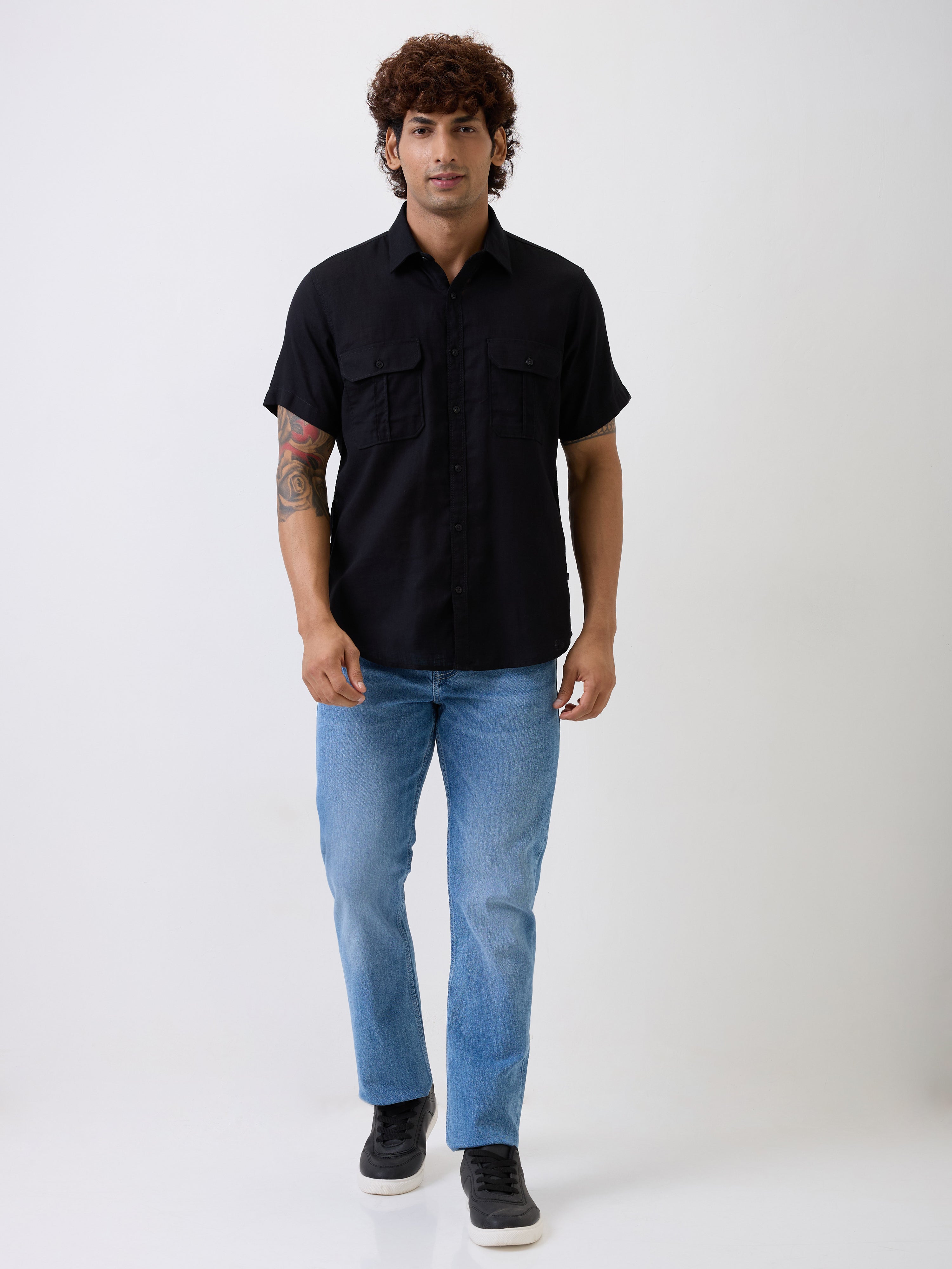 Spykar Black Slim Fit Casual Shirt For Men