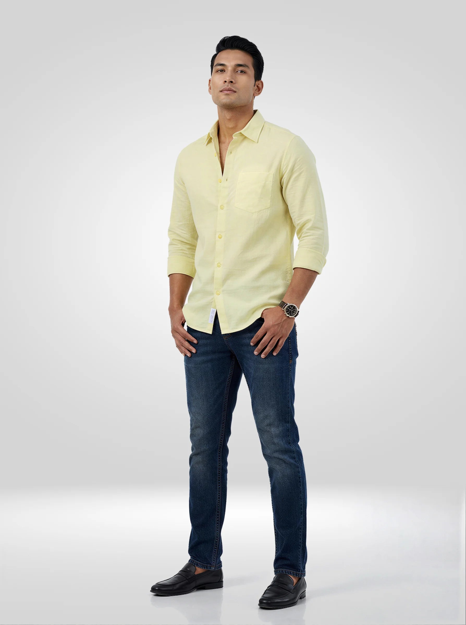 Men Green Solid Regular Fit Shirts