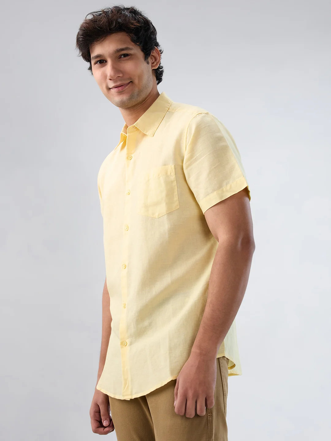Men Shirt Solid Yellow Regular Fit