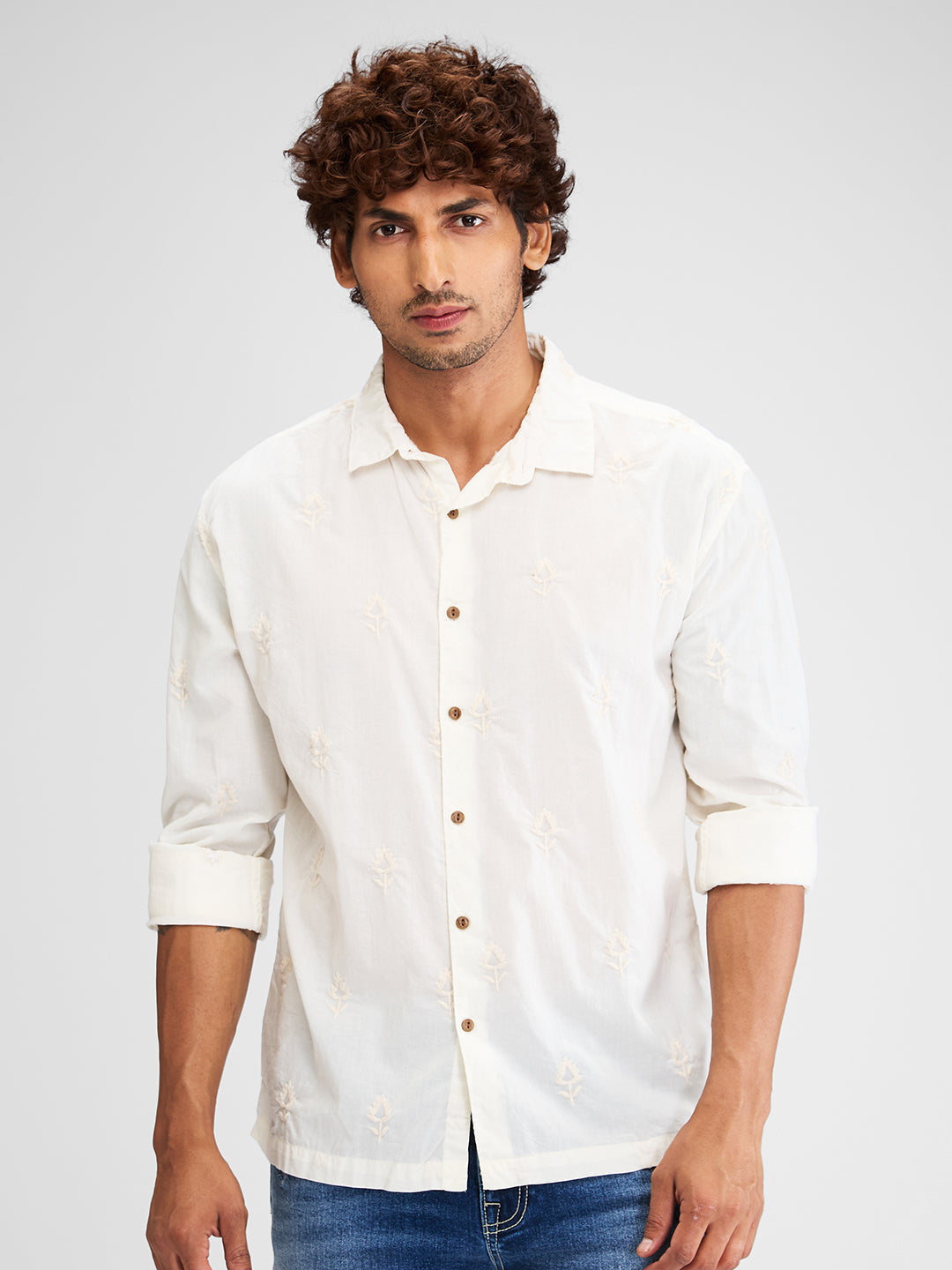 Spykar White Full Sleeves Cotton Comfort Fit Solid Shirt For Men