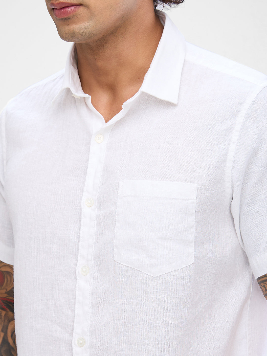 Spykar White Linen Half Sleeve Raised Collar Shirt For Men