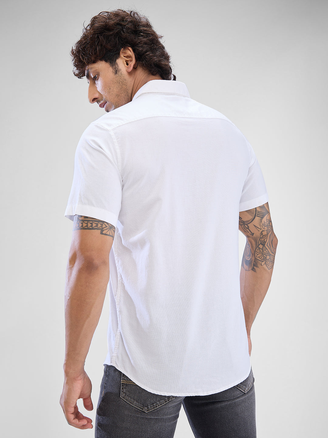 Spykar White Cotton Half Sleeve Raised Collar Shirt For Men