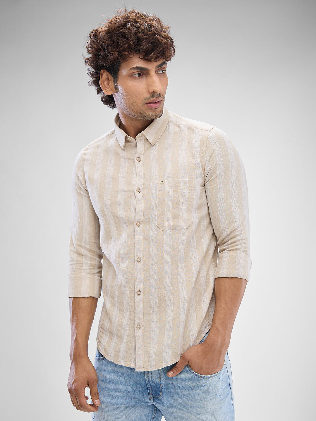 Spykar Beige Cotton Linen Full Sleeve Raised Collar Shirt For Men