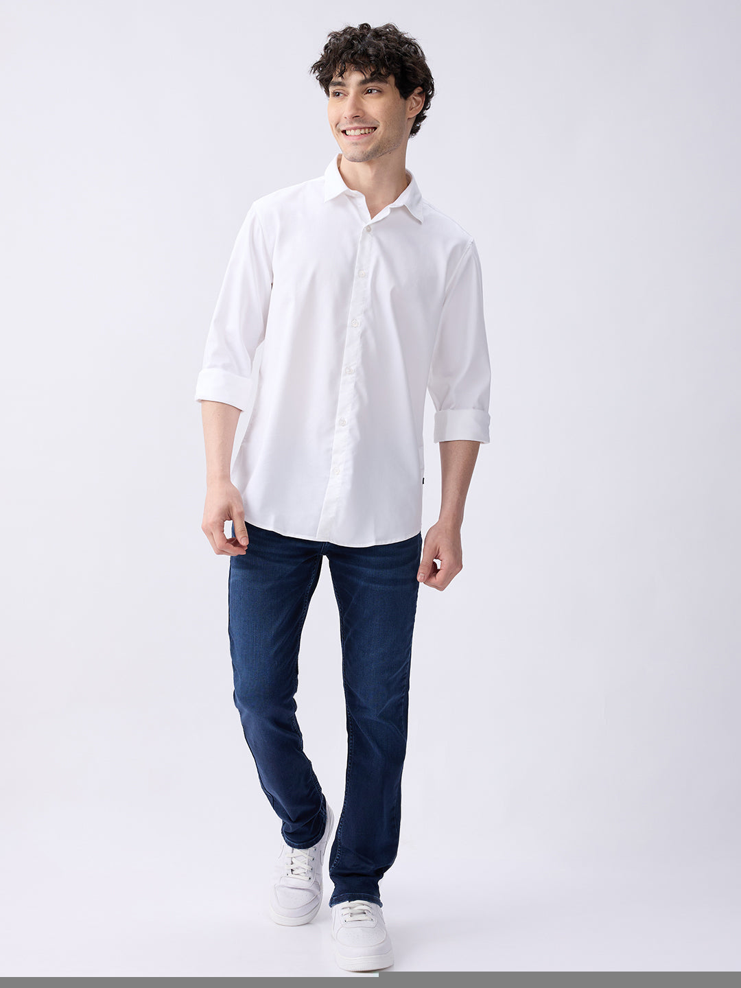 Spykar White Slim Fit Casual Shirts For Men