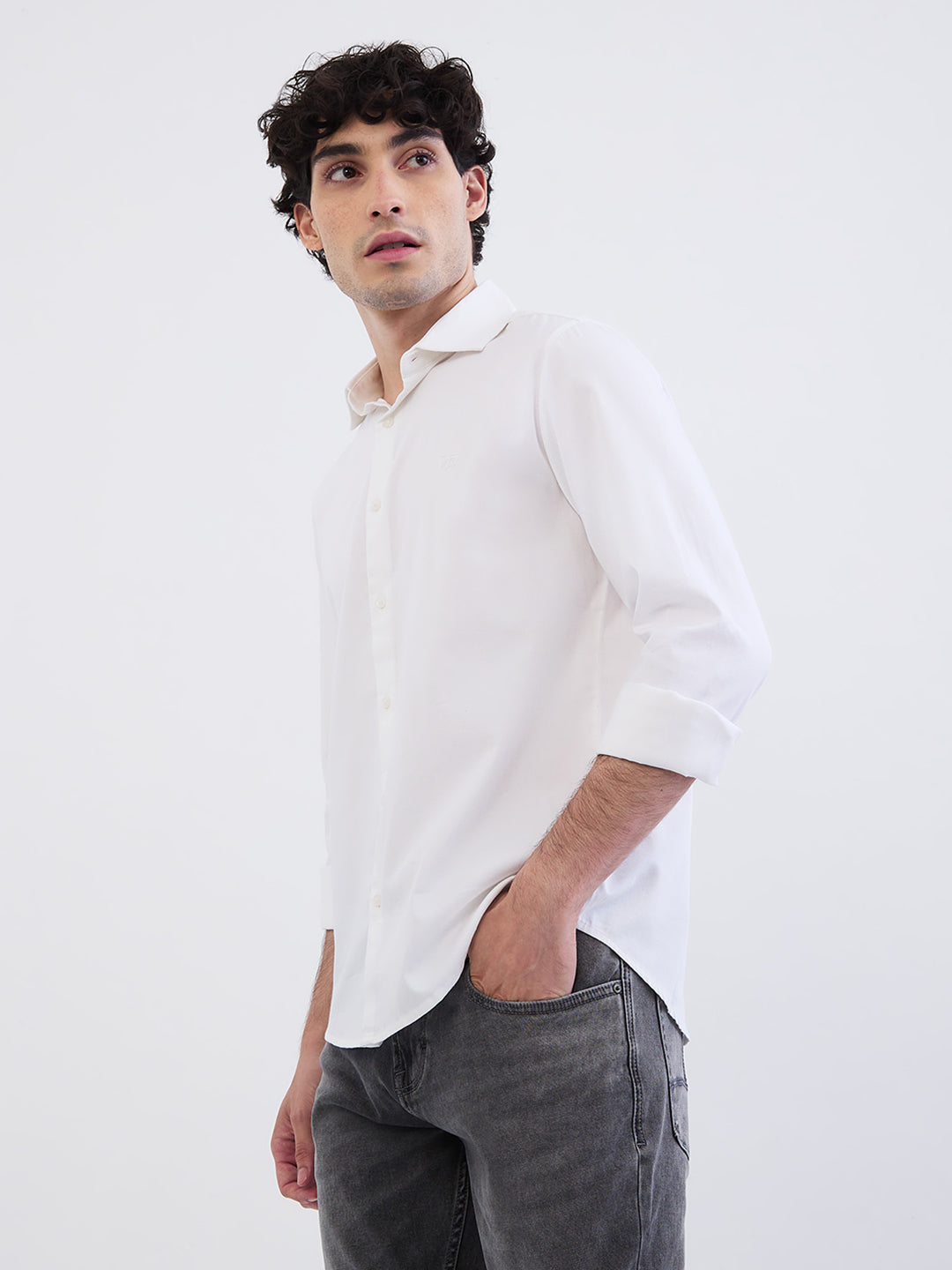 Spykar White Slim Fit Casual Shirts For Men