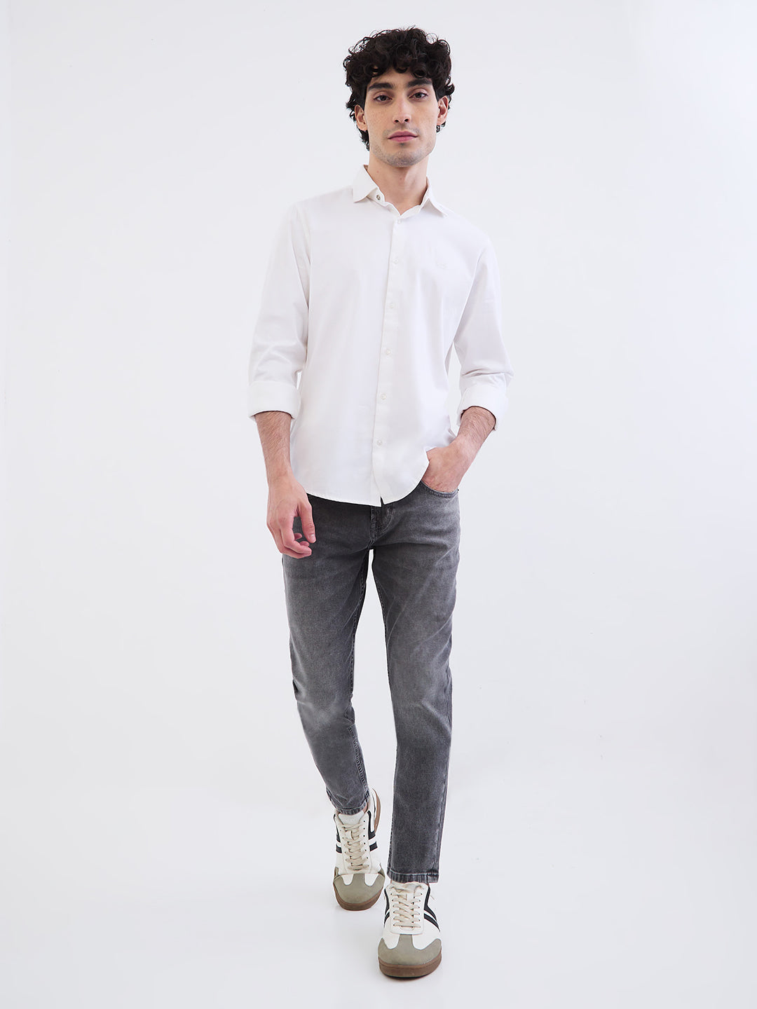 Spykar White Slim Fit Casual Shirts For Men