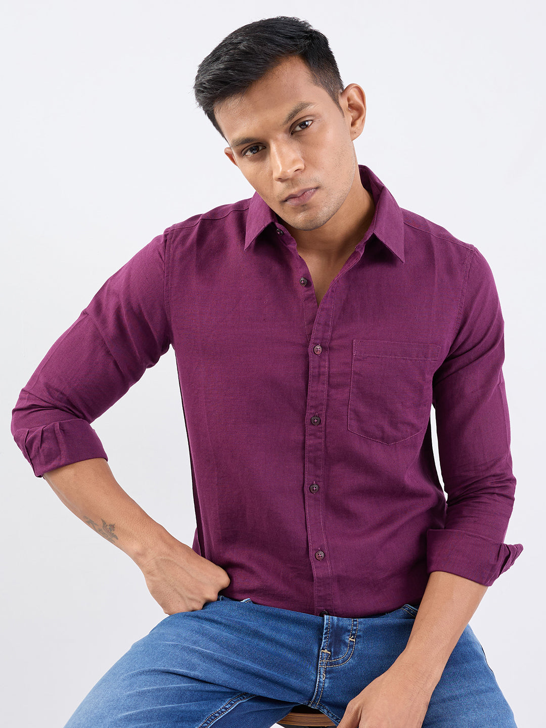 Spykar Plum Red Slim Fit Casual Shirts For Men